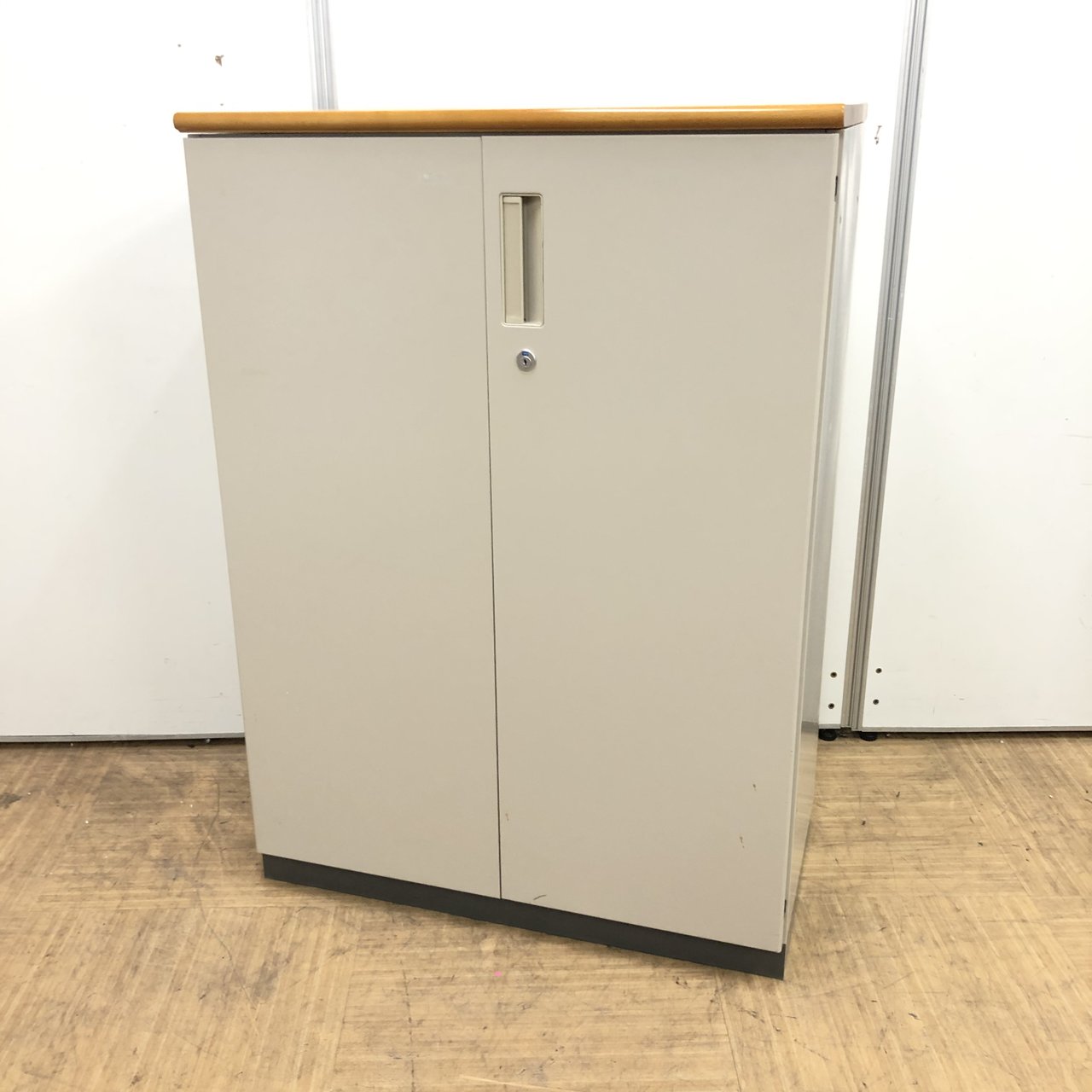 【4台入荷】スリムタイプキャビネット　シリンダー錠タイプ
                        NS
                                    中古
            