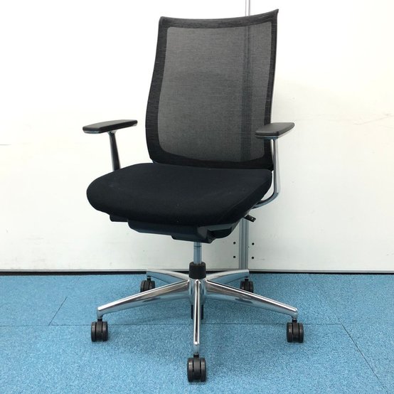 【中古】ベゼル（アルミポリッシュ脚）   コクヨ（KOKUYO） 肘付ハイバックチェア