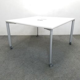 配線ダクト付き！コミュニケーションテーブル入荷！キャスター付き！