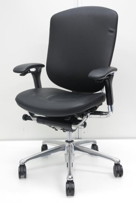 【新品定価36万越え！】オカムラ製　コンテッサ　肘付きチェア【オールレザー仕様！】【多機能】