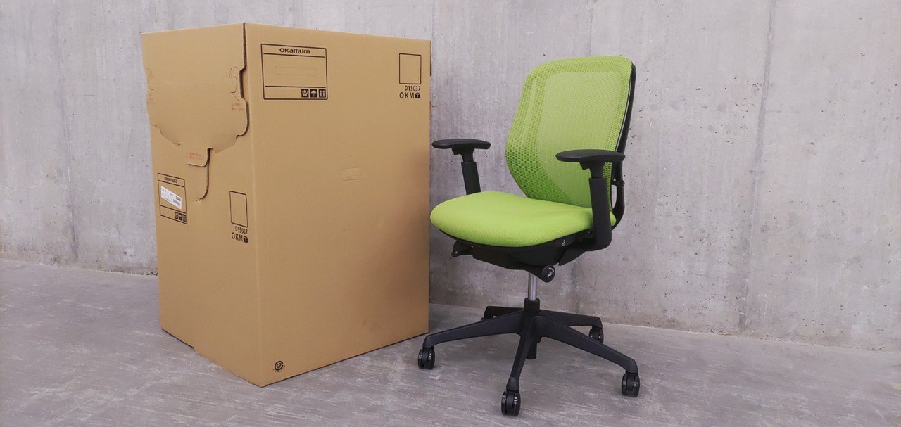 【関東倉庫在庫品】
バロン、コンテッサにも負けない人気のチェア！
前傾姿勢に対応してくれるシルフィが新古品で登場！
■カラー：ライムグリーン
【管理番号：A00714307 】
                        シルフィー（メッシュ） 
                                    新品
            