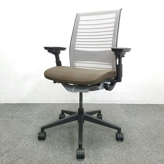【中古】シンク2   Steelcase（スチールケース） 肘付ハイバックチェア