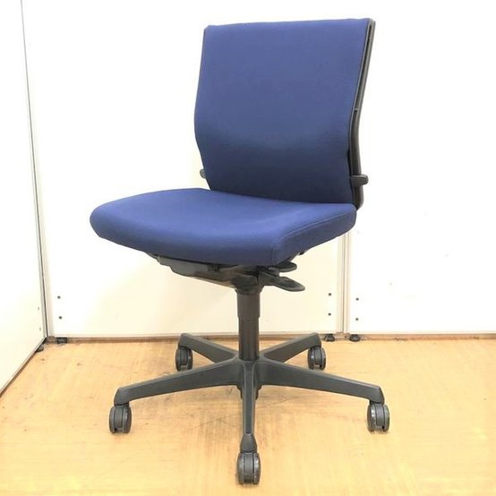 【中古】エスクード（クッション）   オカムラ（okamura） 肘無ローバックチェア