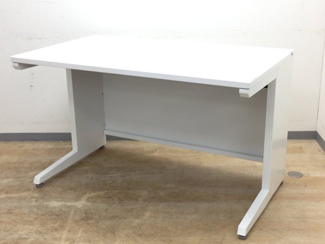 【中古】アドバンス   オカムラ（okamura） 平机