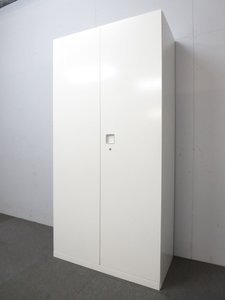 【定価約9万円！！超人気サイズの高さ1810ｍｍ！！マルチアクセスハンドルで開閉も簡単！！人気りシリーズ！！ホワイトカラー！！】■オカムラ■レクトライン