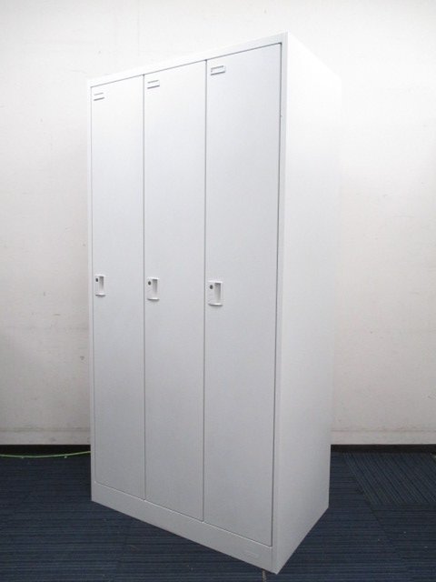 【中古】FZ  4573FZZA75 オカムラ（okamura） 3人用更衣ロッカー