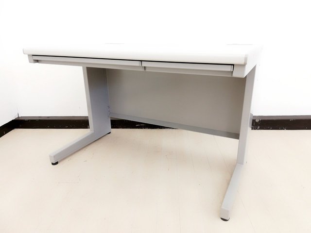 【中古】FEED   ウチダ（UCHIDA) 平机