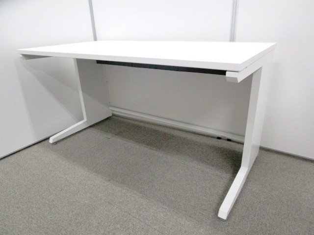 【中古】アドバンス   オカムラ（okamura） 平机