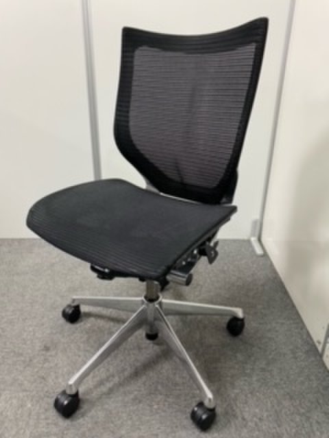 【中古】バロンメッシュ   オカムラ（okamura） 肘無ローバックチェア