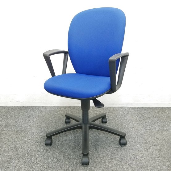 【中古】リエット   イトーキ（ITOKI） 肘付ハイバックチェア