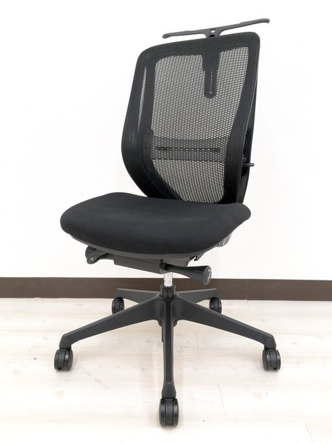【中古】シルフィー（メッシュ）   オカムラ（okamura） 肘無ハイバックチェア