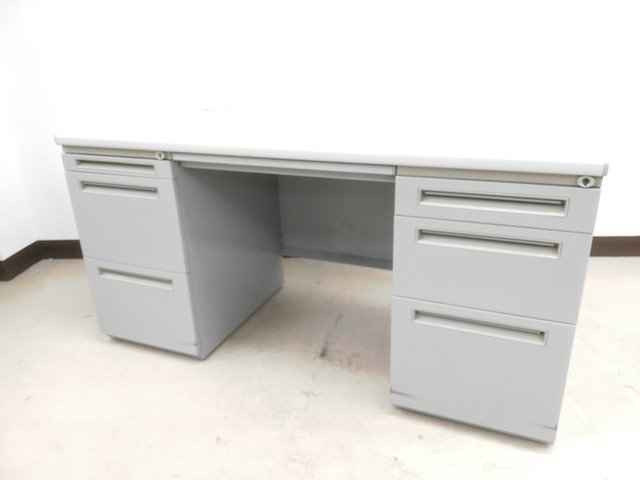 【中古】FEED   ウチダ（UCHIDA) 両袖机