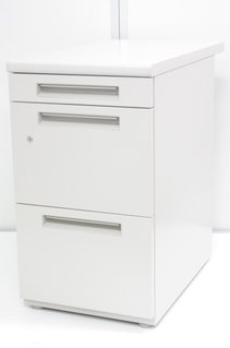 【5台入荷！】入荷が珍しい脇机！