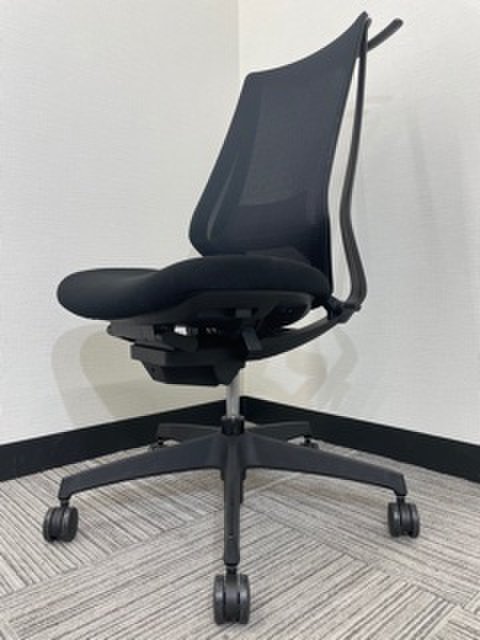 【コクヨ製】【デュオラチェア】【ブラック】【ハンガーコート付】【肘無】【ランバーサポート付】【コートハンガー付き】【テレワーク】【在宅】【2017年製】
                        デュオラチェア 
                                    中古
            