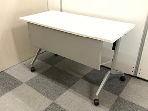 【コンパクトで省スペース！】
コクヨ/リーフライン/ホワイト
【会議、セミナー用に人気です！】