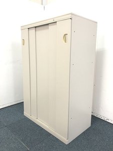 【定価約11万円！！レアな引き違い書庫の入荷です！！高さも1200ｍｍありますので沢山収納可能です！！】■オカムラ■ＳＡ