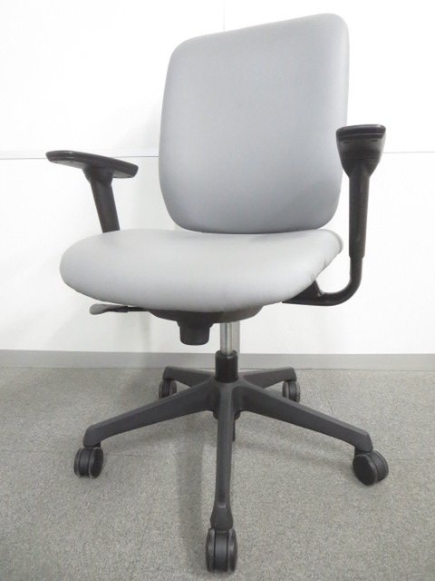 【中古】CG-R   オカムラ（okamura） 肘付ハイバックチェア