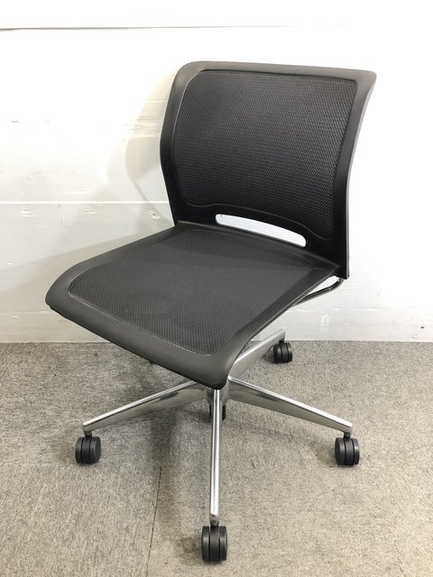 【中古】カラベル   コクヨ（KOKUYO） 肘無ローバックチェア