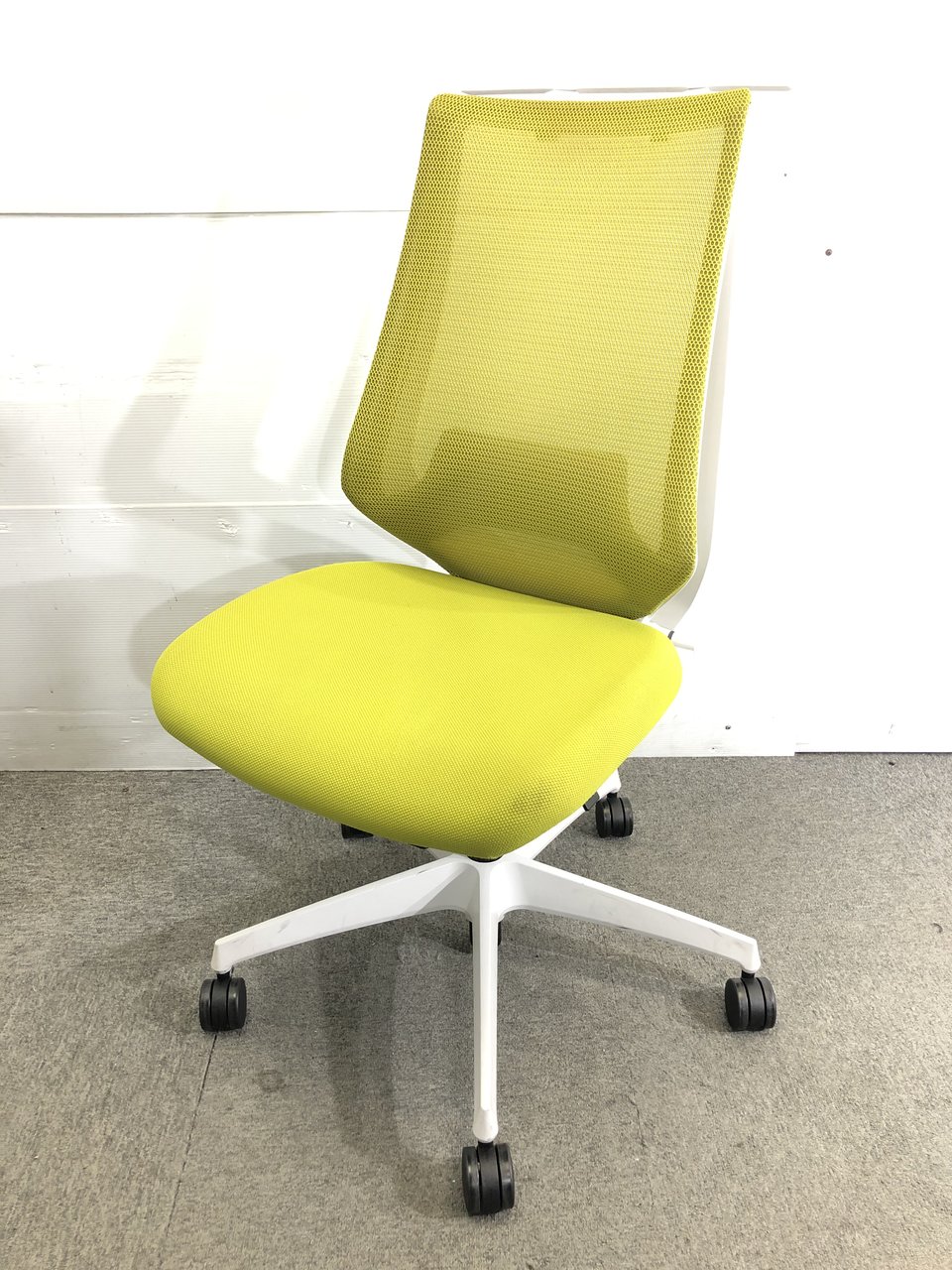 【コクヨ製】【デュオラチェア】背面メッシュのオフィスチェア ランバーサポート付き【テレワーク】【在宅】
                        デュオラチェア 
                                    中古
            