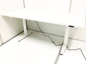 大人気／流行／昇降／貴重／レア　◆ITOKI／イトーキ　◆toiro／トイロ ※横浜店撮影画※