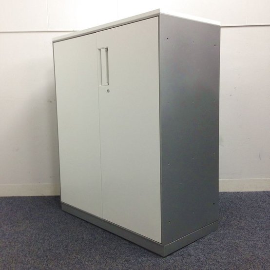 【中古】ユニフレックス   コクヨ（KOKUYO） ローキャビネット／両開き