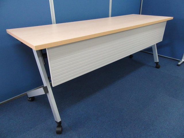 【中古】プラッテ   ウチダ（UCHIDA) スタックテーブル(長机/折りたたみ/会議用)