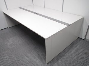 4枚様用におすすめW2400フリーアドレスデスク入荷！！入替　増員　新規購入にオススメ！【関西倉庫在庫】