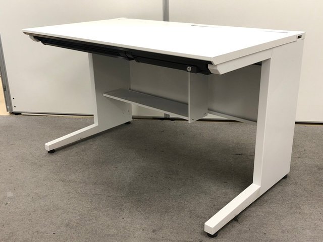 【中古】アイエス   コクヨ（KOKUYO） 平机