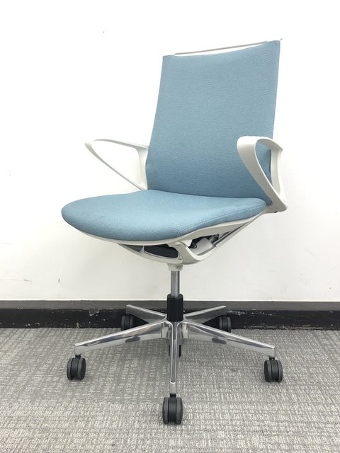 【中古】モード（アルミ脚）   オカムラ（okamura） 肘付ハイバックチェア