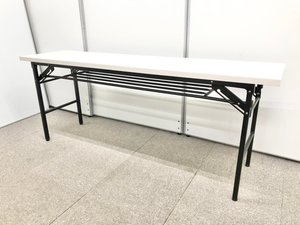 【中古ではあまりみない折り畳みテーブル】サイズもコンパクトなのでおすすめ【傷アリ】