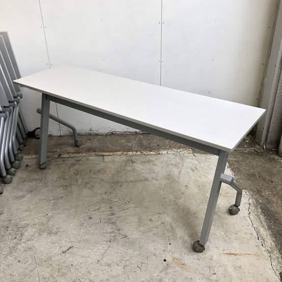 【中古】その他シリーズ  その他メーカー スタックテーブル(長机/折りたたみ/会議用)