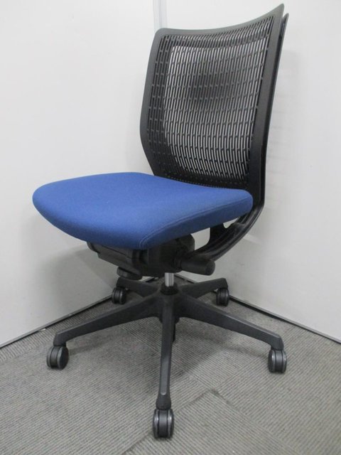 【中古】ヴィスコンテ  CW11ZA オカムラ（okamura） 肘無ローバックチェア