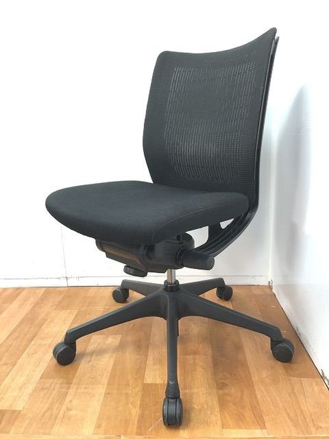 【中古】ヴィスコンテ  CW11ZA4674 オカムラ（okamura） 肘無ミドルバックチェア