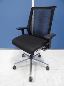 【1脚入荷！】｜事務椅子｜オフィスチェア｜シンク｜海外メーカーの人気チェア！【オフィスチェア店】