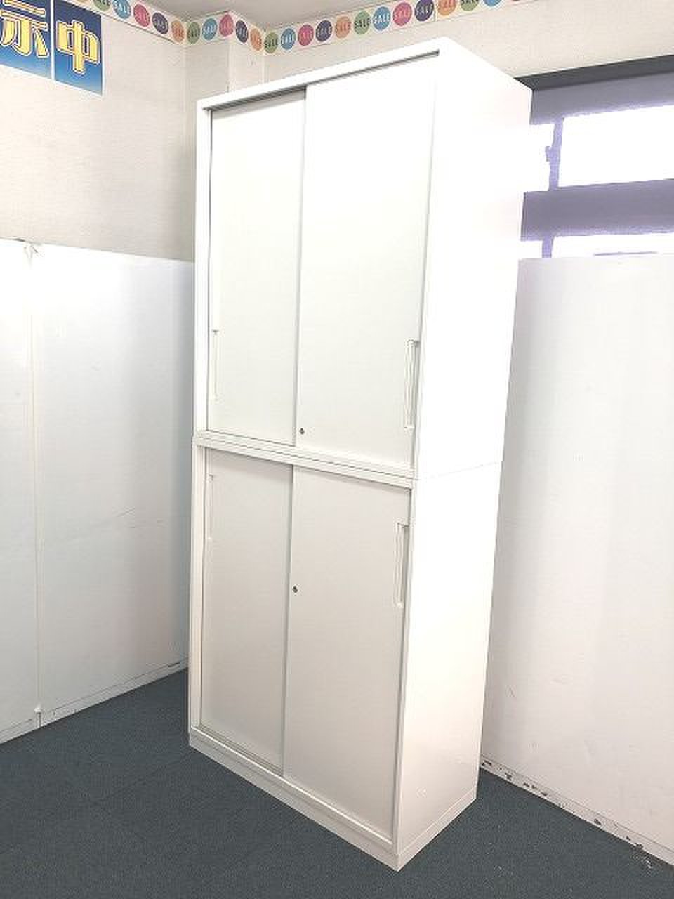 人気商品！！【定価約15万円！！ホワイトカラー引き違い書庫セットの入荷です！！】■内田洋行■ＨＳ
                        HS
                                    中古
            