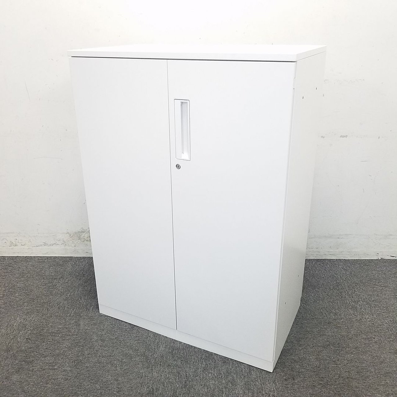 【2台限定！】人気のホワイトカラー入荷！清潔感のあるオフィスに！中古 オフィス家具 　書庫
                        エディア 
                                    中古
            