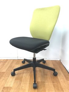 【定価約6万円！！癒し系のグリーンカラーのOAチェアの入荷です】イトーキ/プラオ