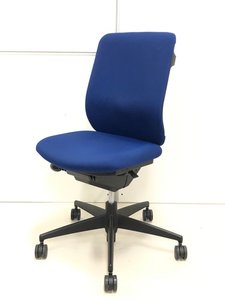 【法人様に人気！】
コクヨ/ベルガー/ブルー
【ローコストながらしっかりとした座り心地】