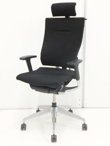 【ヘッドレスト付き！】中古業界では珍しいチェア！