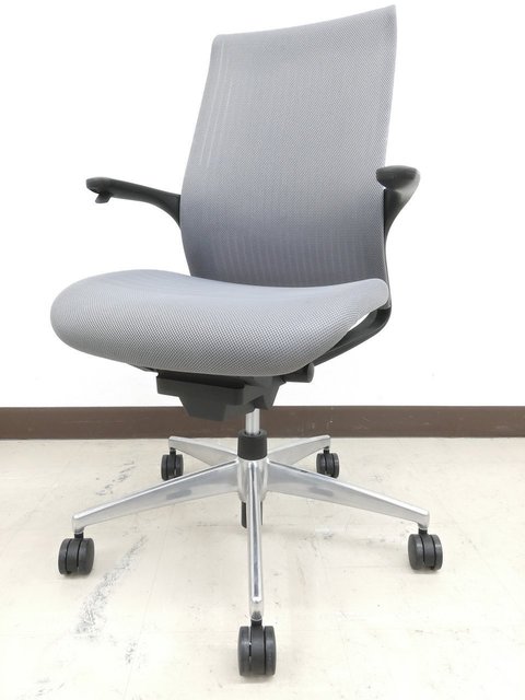 【中古】エムフォー（アルミ脚）   コクヨ（KOKUYO） 肘付ハイバックチェア