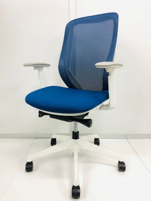 【中古】シルフィー（クッション）   オカムラ（okamura） 肘付ハイバックチェア