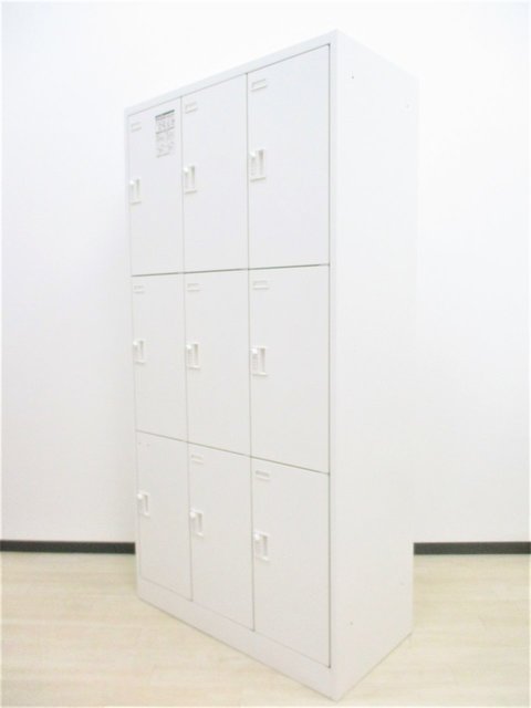 【中古】FZ-W  45A9FE　ZA75 オカムラ（okamura） 9人用更衣ロッカー
