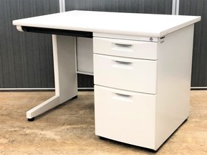 【4台入荷】スタンダードなオフィスデスク！人気のホワイト【中古】【オフィス家具】【東京】【大阪】【愛知】【岐阜】【長野】【滋賀】