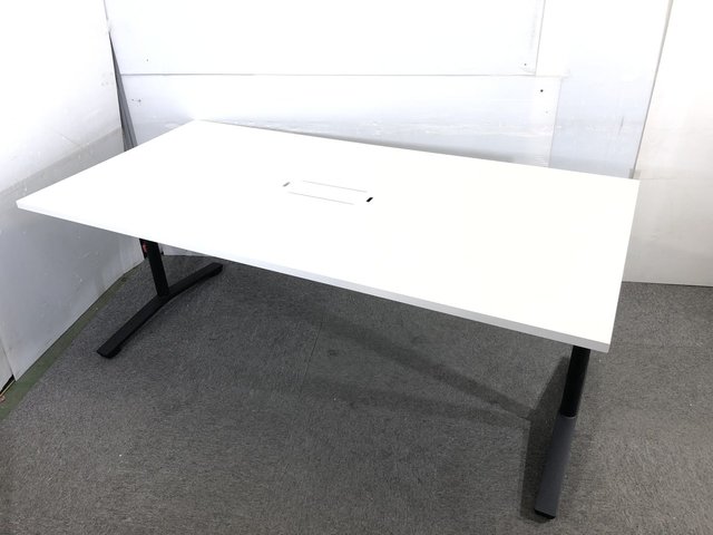 【中古】VIENA  コクヨ（KOKUYO） ミーティングテーブル（会議机）