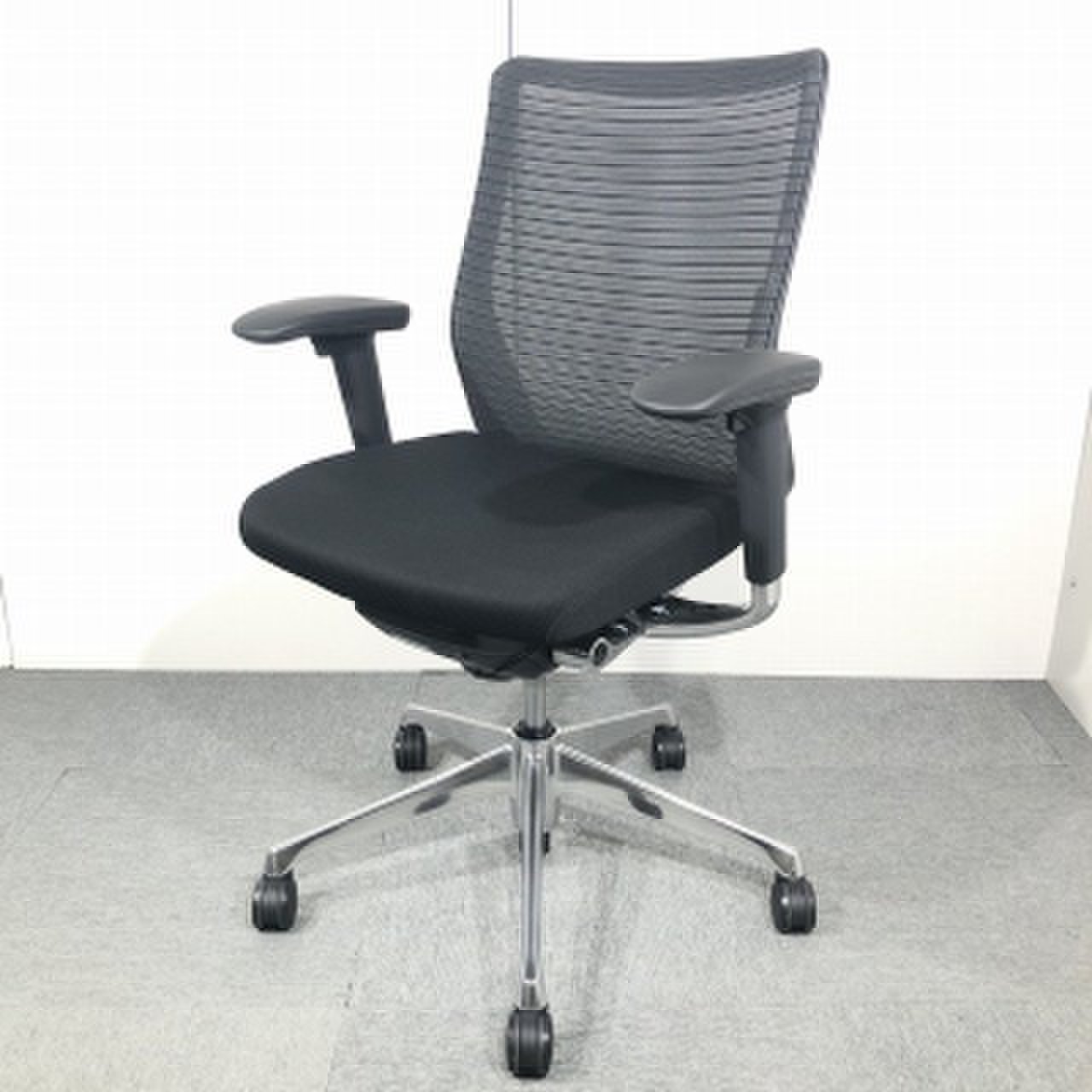 【3脚限定】オカムラ｜コーラル｜メッシュで通気性抜群です！【関西在庫数ナンバーワン・尼崎店】
                        コーラル 
                                    中古
            