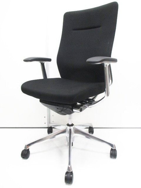 【中古】コーラル   オカムラ（okamura） 肘付ハイバックチェア