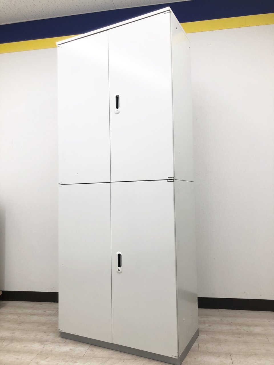 両開き＋両開きの書庫セット入荷！搬入がご心配な方にお勧め！
                        LINX
                                    中古
            