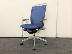 イトーキ｜ヴェント｜ネイビーカラー｜高級チェア｜メッシュ｜スタイリッシュなデザインと機能性です！