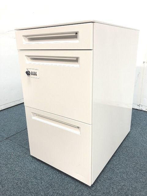 【中古】プロユニット  DNC1CD Z975 オカムラ（okamura） ワゴン3段