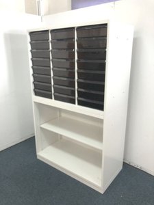 【定価約15万円！！レアなクリスタルトレイキャビネットとオープン書庫のセットの入荷です！！】■内田洋行■HS
